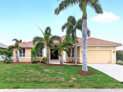 2260 Palm Tree Dr