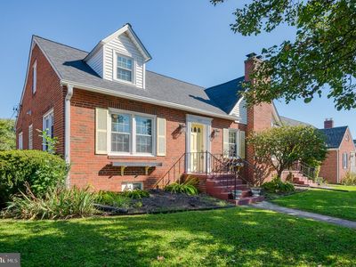 105 Frederick Ave