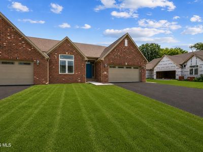 Property at 21 Shenandoah Cir, Sylvania, OH
