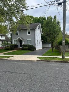 212 Swarthmore Rd