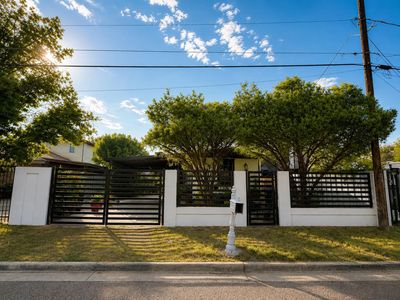 4808 Los Martinez Dr