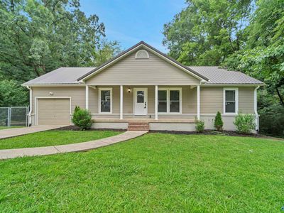 298 Golfview Dr NE
