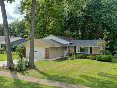 Property at 714 Strowbridge Dr, Huron, OH