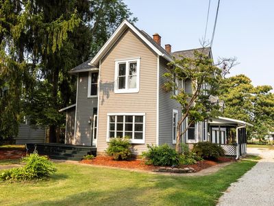 232 Newark Rd