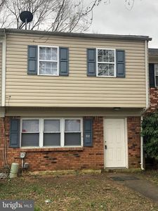 35 Willow Ct