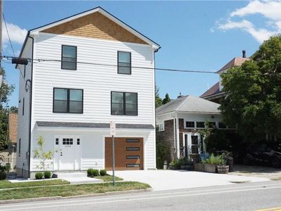 1232 Narragansett Blvd