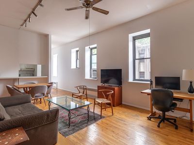 101 W 81st St APT 221
