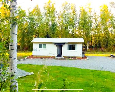 1675 W Lake Lucille Dr