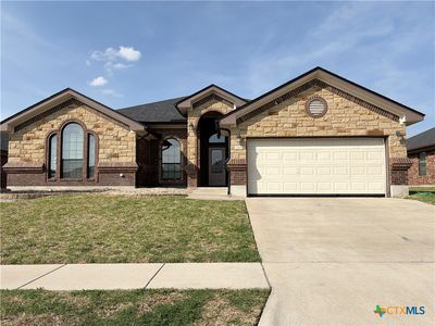 2807 Legacy Ln