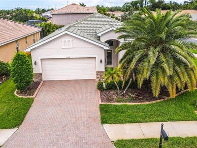 2122 SNAPDRAGON LANE