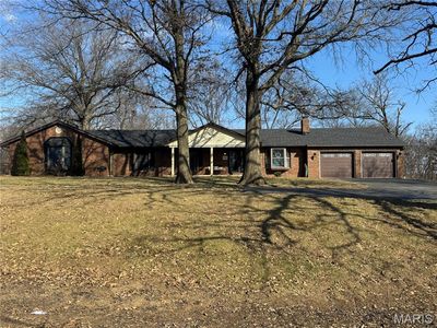 2702 Lakewood Dr