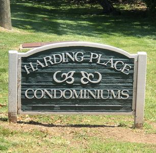 441 Harding Pl APT B3