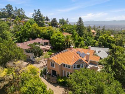 16220 Alum Rock Ave