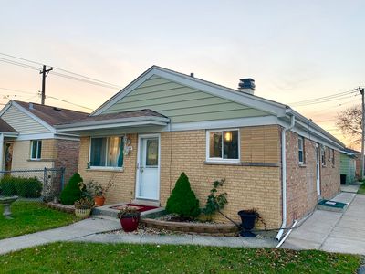 Property at 7848 Meade Ave, Burbank, IL