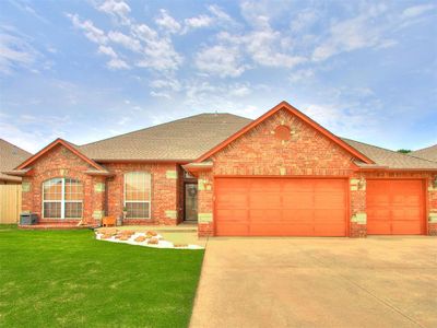 705 N Buckhorn Way