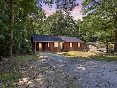 446 Brentwood Rd