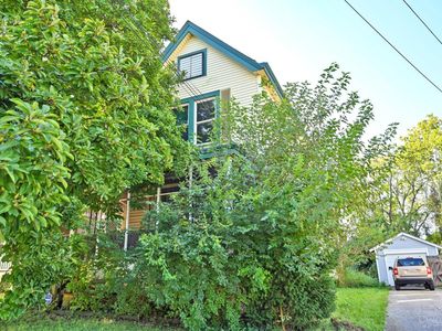 1359 Section Rd