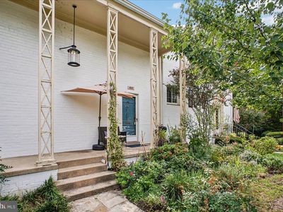 1600 Ripon Pl