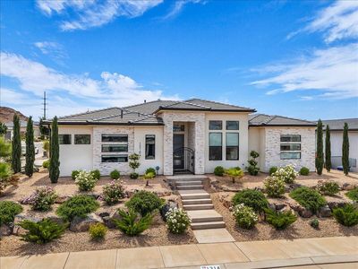 1314 E Cheyenne Way