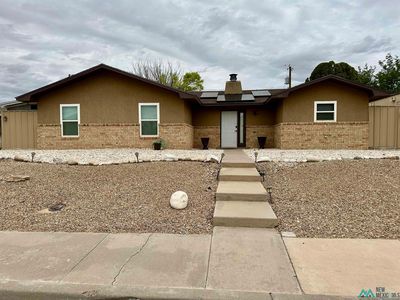 1031 Ivy Dr