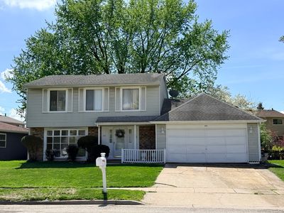 375 Longford Dr