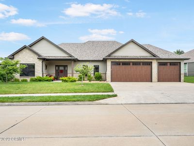 2513 Baxley Dr