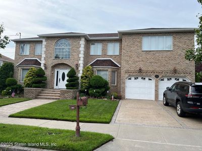 199 Downes Ave