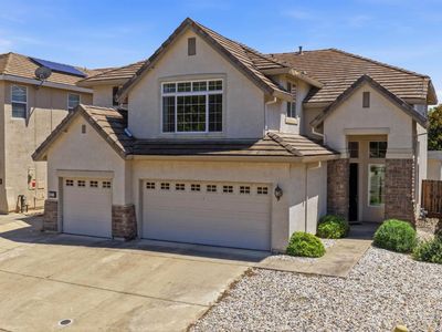 877 Lavastone Dr