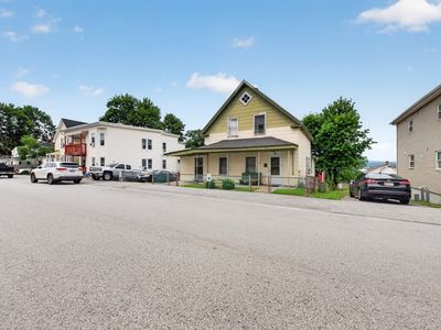59 Orient St