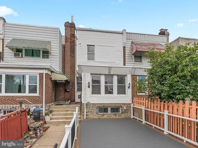 2715 Snyder Ave