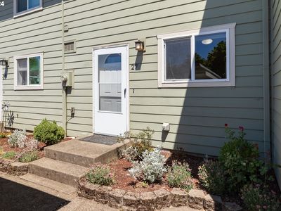 3305 Vittoria Way APT 27