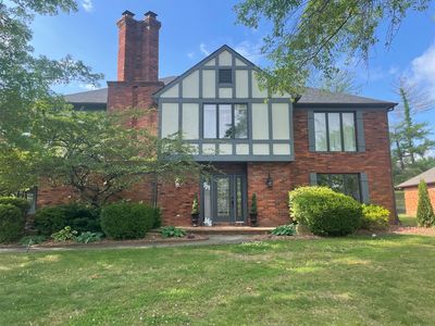 1813 Wolff Dr
