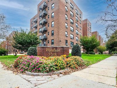 212-04 75th Ave APT 6K