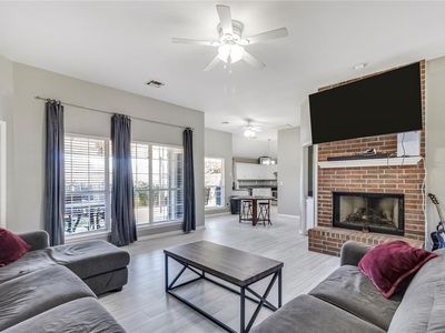 Property at 716 Woodbriar, Noble, OK