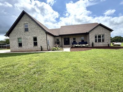 209 Adams Ln