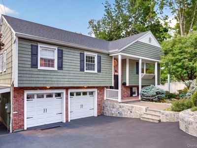 585 Bedford Road