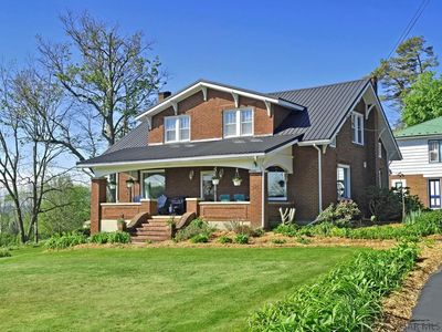 3145 Springs Hill Rd