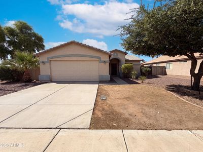 727 E MAHONEY Circle
