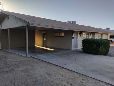 7800 N 60th Ave