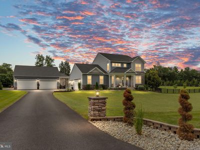 215 Saddle Ridge Ln