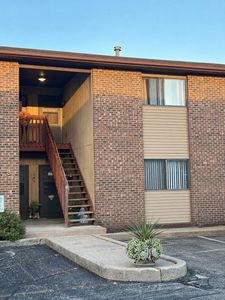 Property at 555 Central Parkway Rd APT F, Woodstock, IL