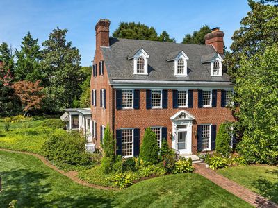 5406 Saint Albans Way