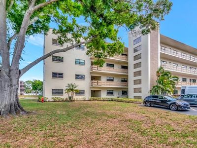 6070 80th St N Unit 215