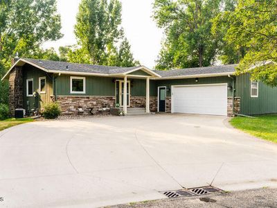 Property at 102 18th Ave NE, Jamestown, ND