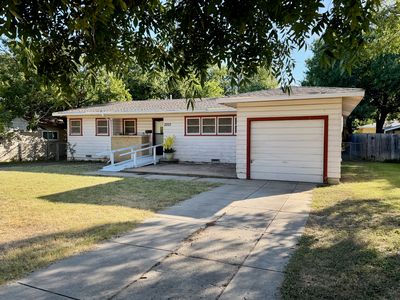 2207 Southside Dr
