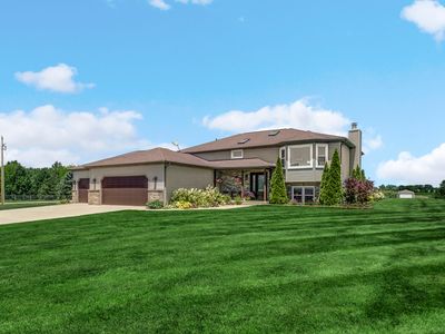 9196 W 196th Ave
