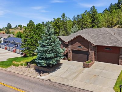 3900 Park Dr