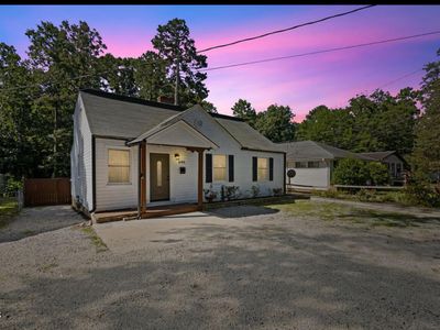 606 E Club Blvd