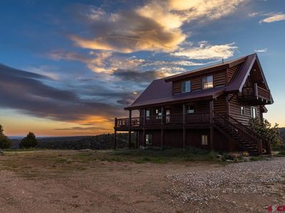 1737 Roberts Ridge Drive