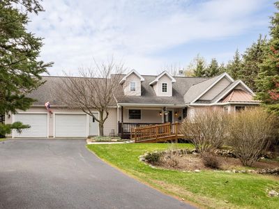 904 Bertina Ln